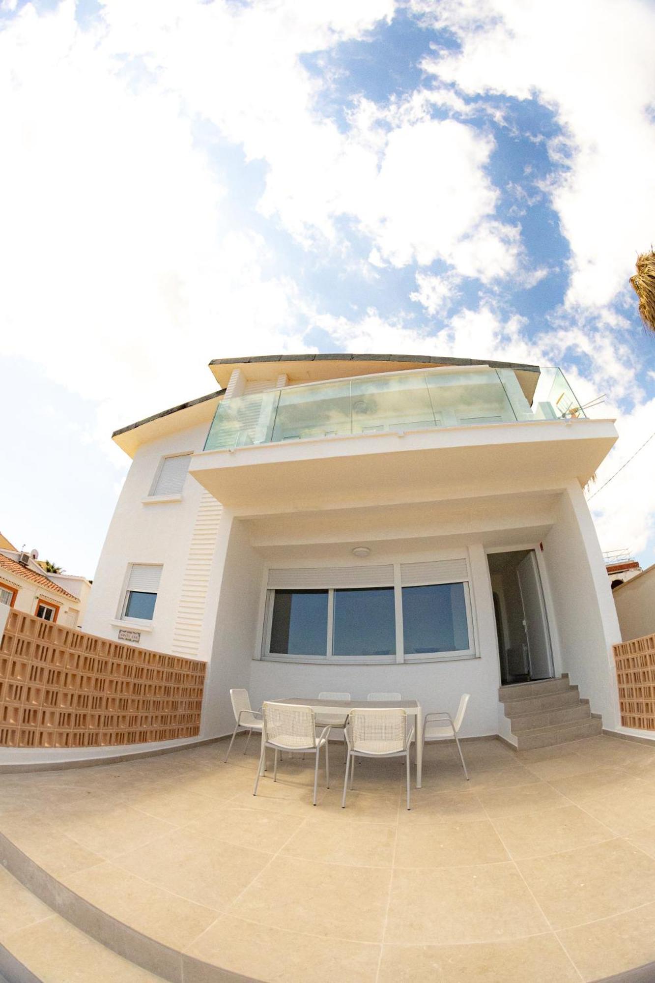 Vistas Y Terraza Panoramica Frente Al Mar En Denia, Las Rotas Экстерьер фото